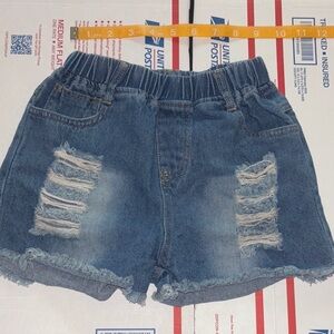 DONATED MARCH 2026
THANKS FOR LOOKING 
LOVE TO CONSIGNMENT SHOPPERS